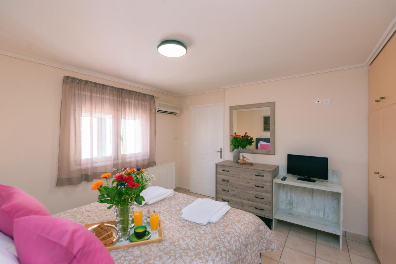 Georgia'S Holiday Apartment With Amazing Sea View Pórto Ráfti 外观 照片