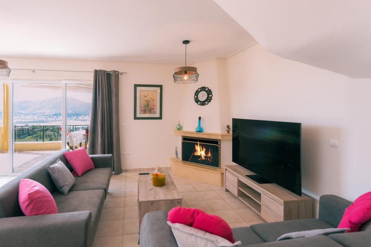 Georgia'S Holiday Apartment With Amazing Sea View Pórto Ráfti 外观 照片